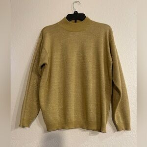 Lise J. Vintage Gold Metallic Turtleneck in great pre-loved condition size M